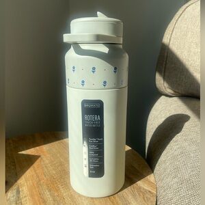 New in bag 30oz Brumate Rotera Ruthie print